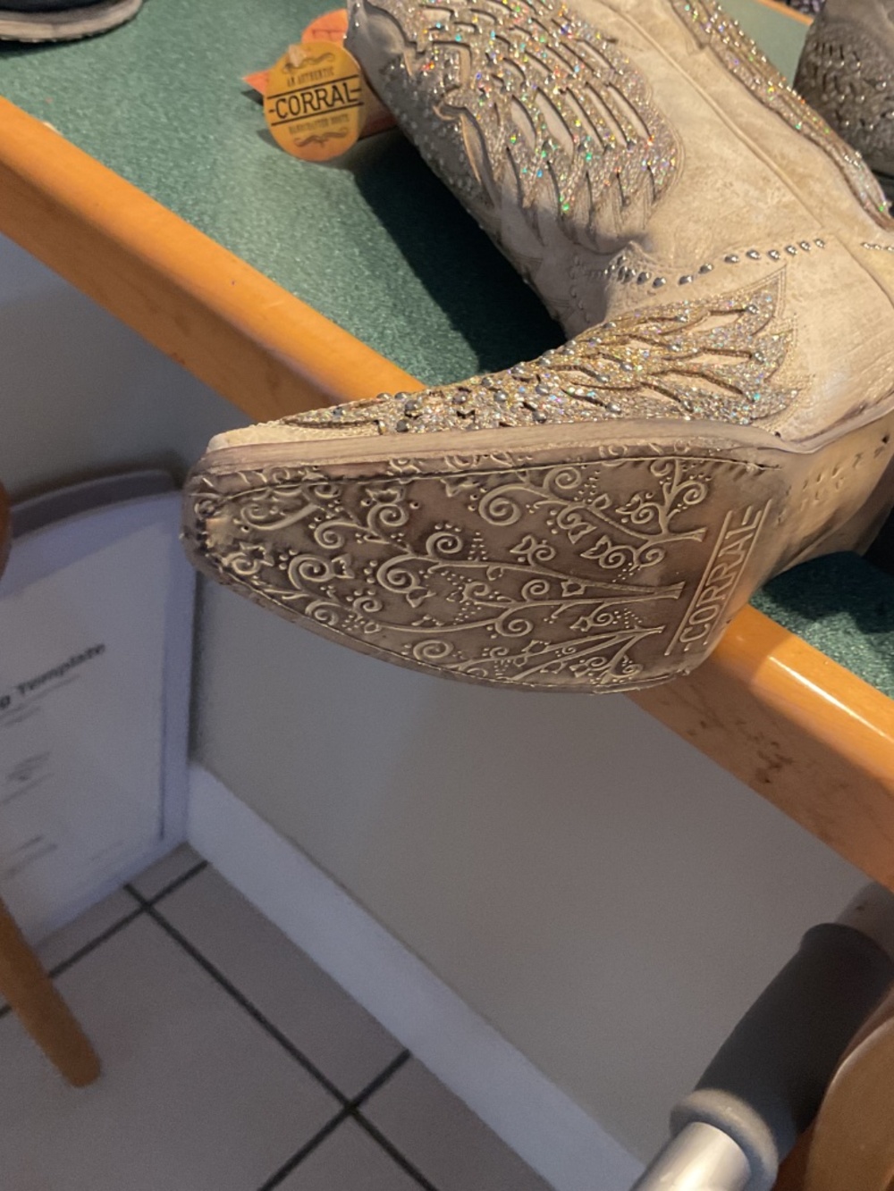 Corral Womens White Sparkle Boots Size 7W NWT - Picture 6 of 6